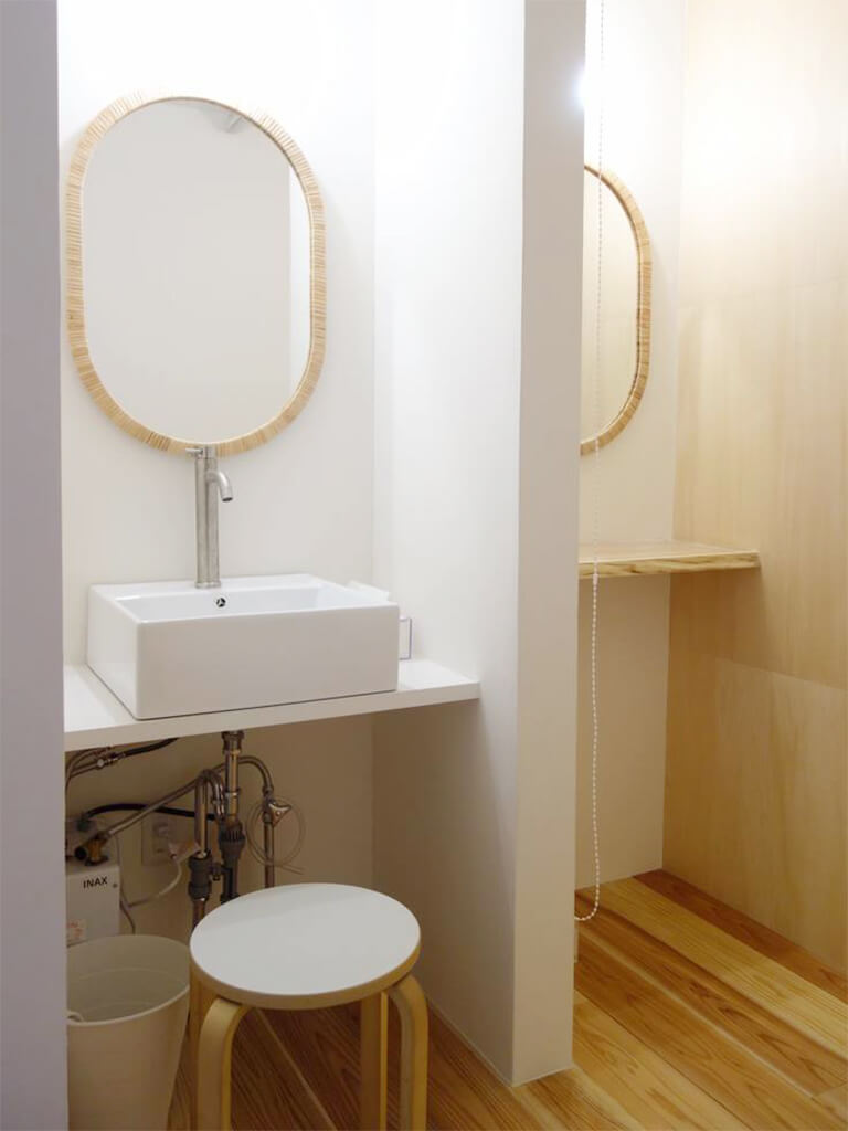 パウダールーム