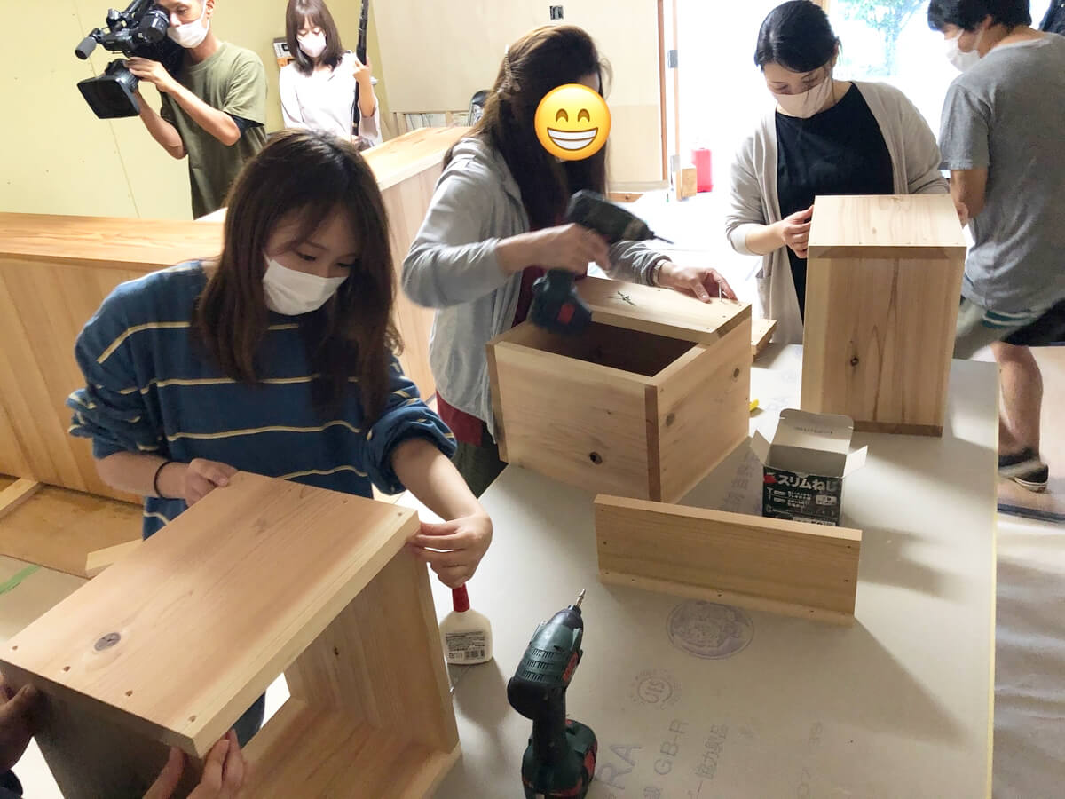 作業風景を撮影